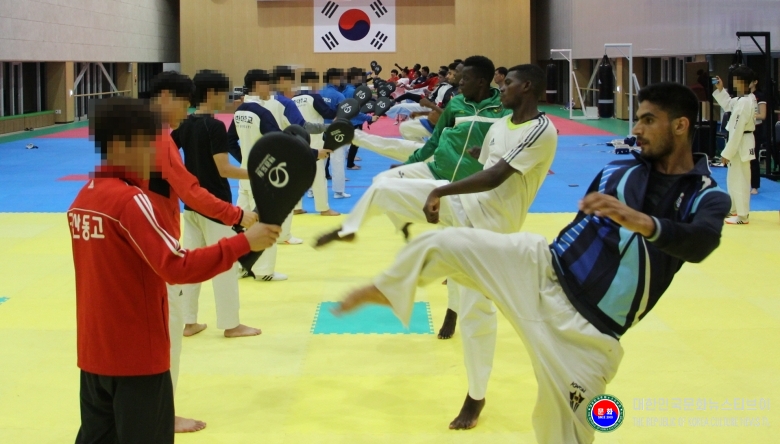 기사 2026.02.18.(수) 1-1 사진 전북 무주군 태권도원에서 진행 된 태권도 전지훈련 모습  .JPG