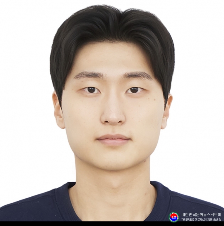 기사 2026.02.20.(금) 1-1 사진 1_배드민턴 김원호 선수 증명사진.JPG