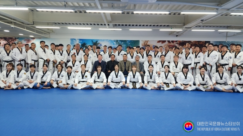 기사 2026.02.21.(토) 1-1 사진 1 2026년도 경기도태권도협회 상임심판원(품새 )교육 .jpg