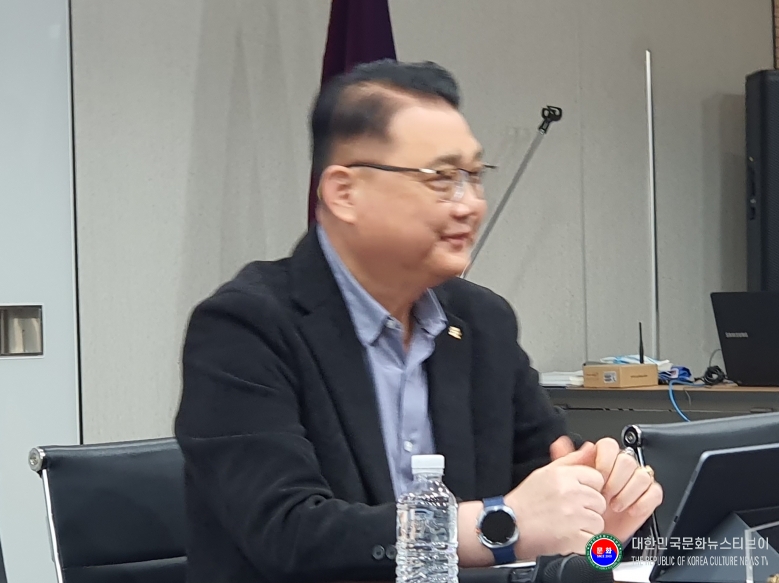 기사 2025.11.05.(수) 3-1  사진 1_김평 경기도태권도협회장 .jpg