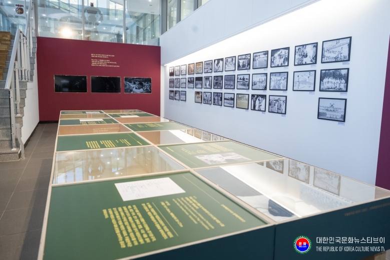 기사 2025.11.17.(월) 1-3 사진 3_특별전시 내부 전경.jpg