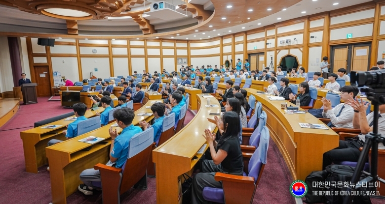 기사 2026.07.01.(수) 1-2 사진 2. 2025년 전국 대학생 태권도 학술경진대회 장면.jpg