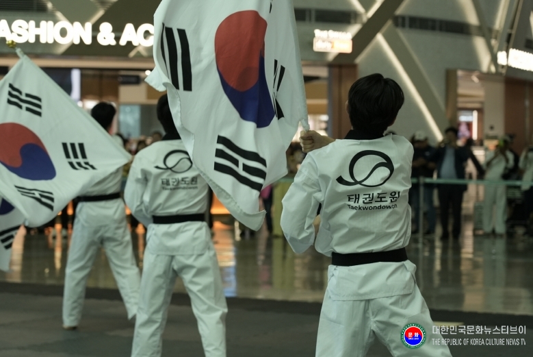 기사 2025.12.08.(월) 2-2 사진 2 인천국제공항.JPG