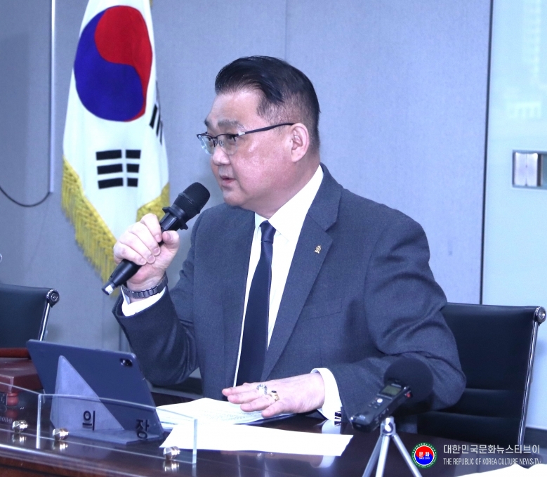 기사 2026.01.23.(금) 3-2 사진 2 2026년도 경기도태권도협회 정기 대의원총회 김평 회장 개회사 .JPG