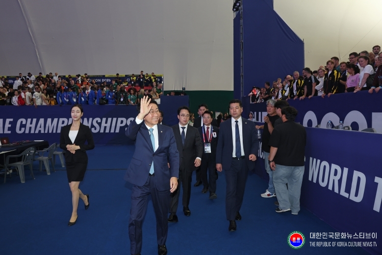 기사 2026.09.15.(화) 6-3  사진 3 조성식 국회의장, 춘천 2026 세계태권도품새선수권대회 개막식 참석 사진 .JPG